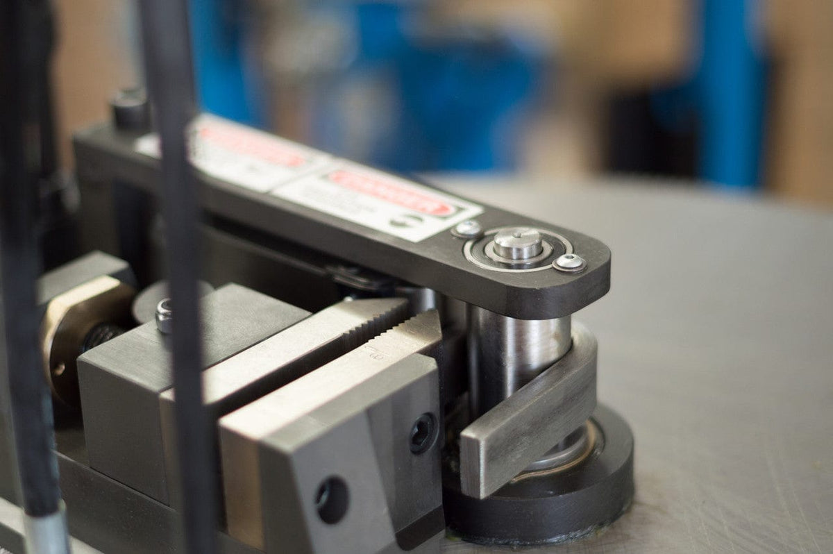 Hydraulic Wrap Around Bender: Weld Test Bender Machine